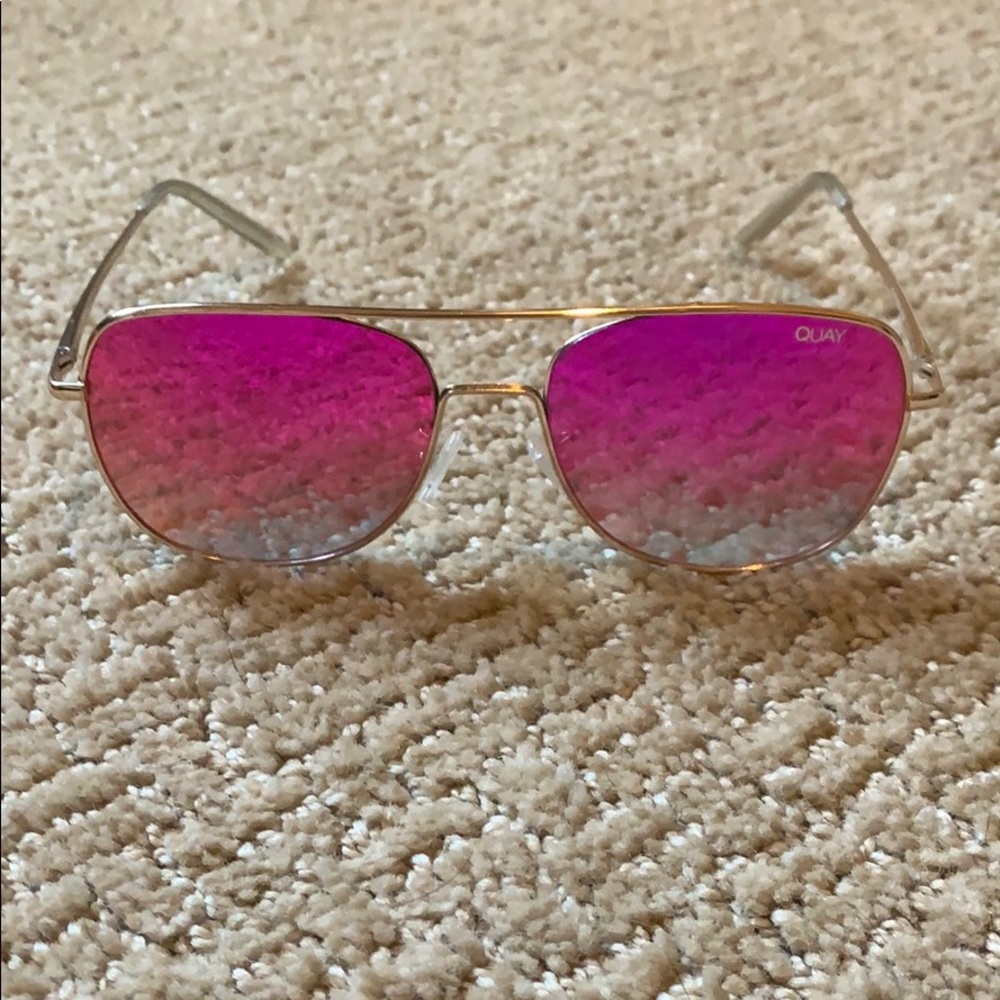 Quay pink reflective sunglasses